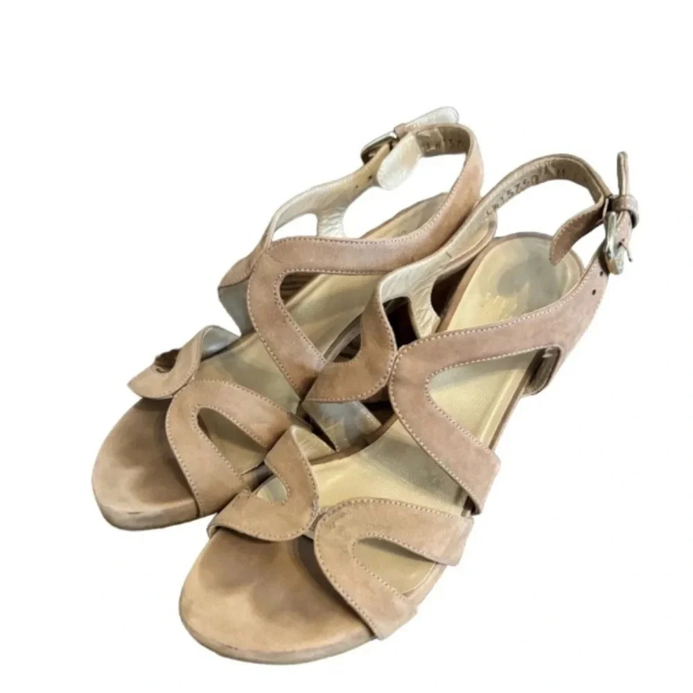 Stuart Weitzman Swingband‎ Tan Nubuck Strappy Heel Sandals, GUC, Suede, Size 7
